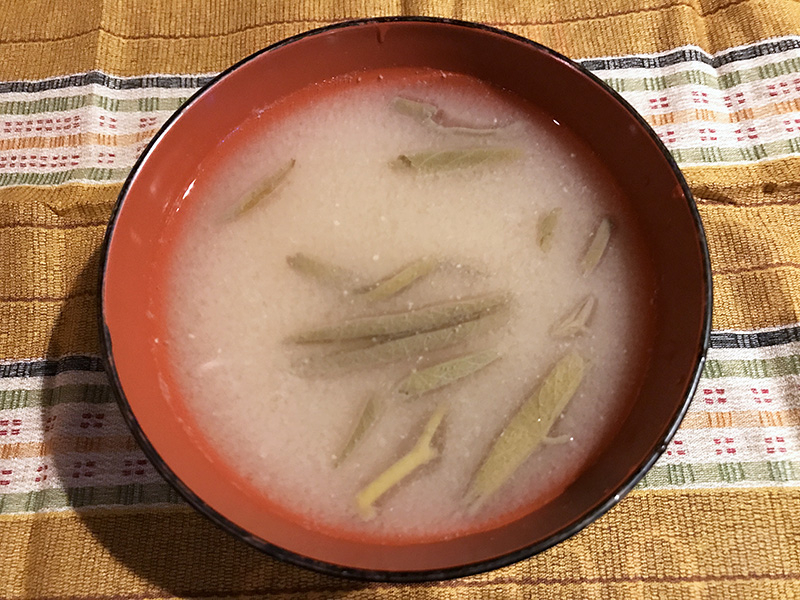 じゅんさいのみそ汁